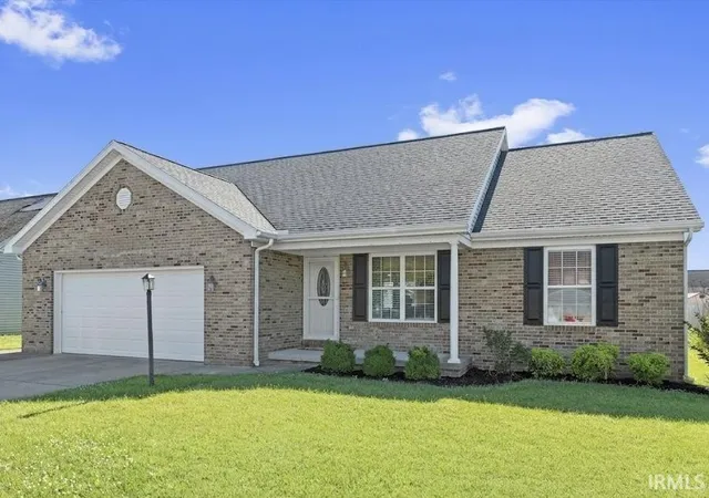 Homes for sale in Newburgh, IN | 1780 Sandal Wy, Newburgh, IN 47630 | MLS# 202625089