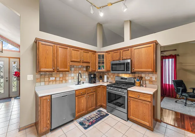 Homes for sale in Dyer, IN | 65 Beiriger Dr, Dyer, IN 46311 | MLS# 202625097