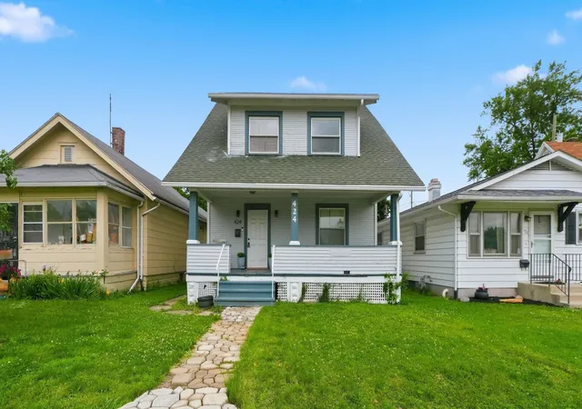 1st image of 424 W Packard Ave, Fort Wayne, IN 46807 | MLS# 202625100