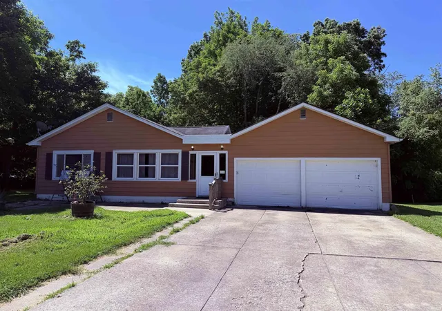 Photo 1 of Sale Pending at 3504 Hardscrabble Rd, Spencer, IN 47460 | MLS# 202625122 | Listing updated on 2026-07-31