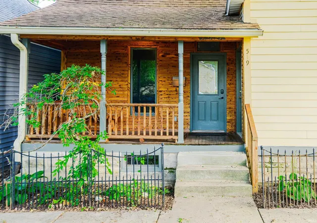 3rd image of 519 W 4Th St, Bloomington, IN 47404 | MLS# 202625123