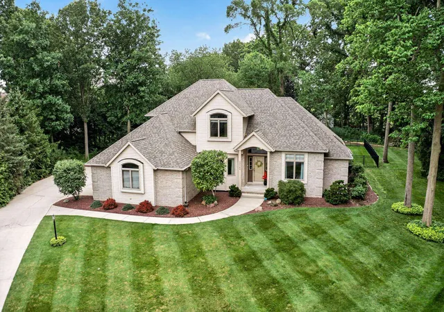 Homes for sale in Goshen, IN | 20260 Fieldstone Crossing Dr, Goshen, IN 46528 | MLS# 202625125