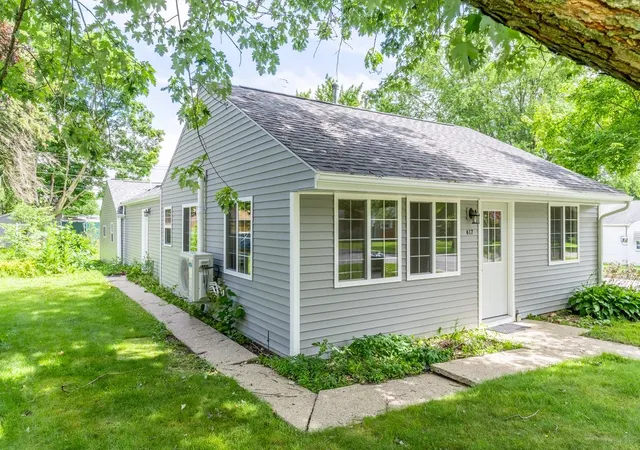 Homes for sale in Angola, IN | 617 E Randolph St, Angola, IN 46703 | MLS# 202625129