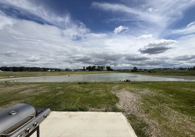 Photo 2 of Manufactured home for sale at 5551 Tranquilo Way, Fort Wayne, IN 46818 | MLS# 202625134 | Listing updated on 2026-06-25