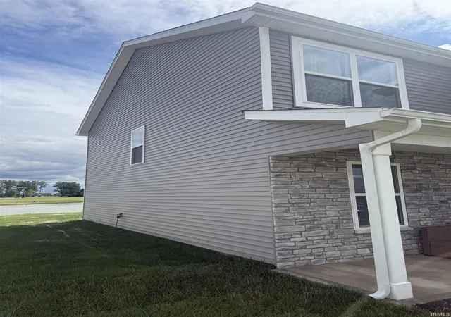 Photo 3 of Manufactured home for sale at 5551 Tranquilo Way, Fort Wayne, IN 46818 | MLS# 202625134 | Listing updated on 2026-06-25