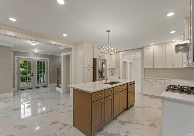 3rd image of 3002 Robinhood Ln, South Bend, IN 46614 | MLS# 202625136