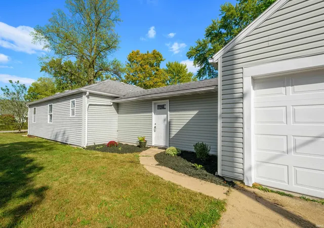 4th image of 3313 W Torquay Rd, Muncie, IN 47304 | MLS# 202625158
