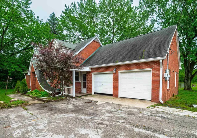 2nd image of 2801 E 29th St, Muncie, IN 47302 | MLS# 202625171