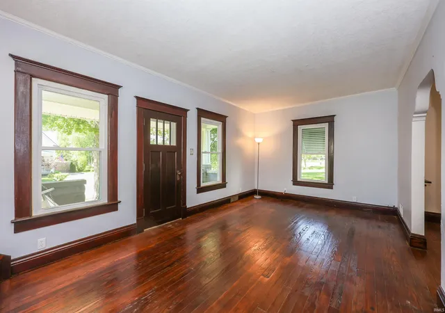 Homes for sale in Columbia City, IN | 405 E Van Buren St, Columbia City, IN 46725 | MLS# 202625173