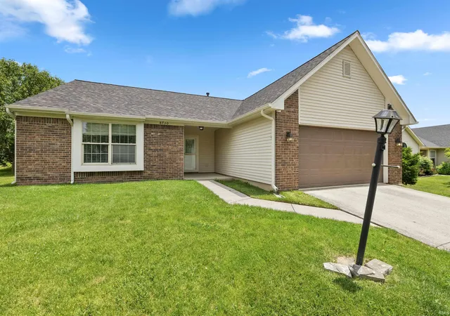 Photo 3 of Sale Pending at 8730 Snowgoose Ln, Fort Wayne, IN 46825 | MLS# 202625204 | Listing updated on 2026-09-13