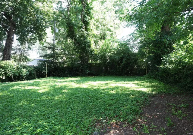 Photo 17 of Manufactured home for sale at 2016 E Riverside Dr, Evansville, IN 47714 | MLS# 202625214 | Listing updated on 2026-08-18