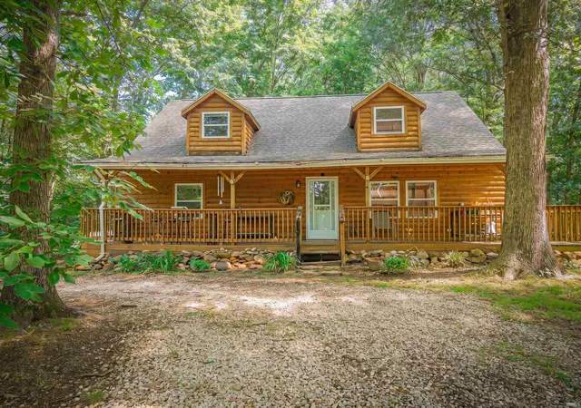 Photo 1 of Sale Pending at 10264 S State Rd 61, Oakland City, IN 47660 | MLS# 202625220 | Listing updated on 2026-07-09