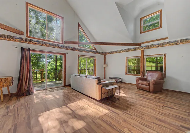 Photo 4 of Sale Pending at 10264 S State Rd 61, Oakland City, IN 47660 | MLS# 202625220 | Listing updated on 2026-07-09