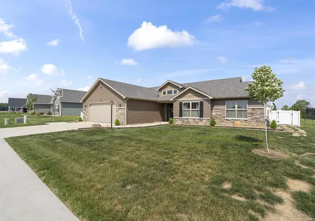 2nd image of 773 Sycamore St, Decatur, IN 46733 | MLS# 202625237