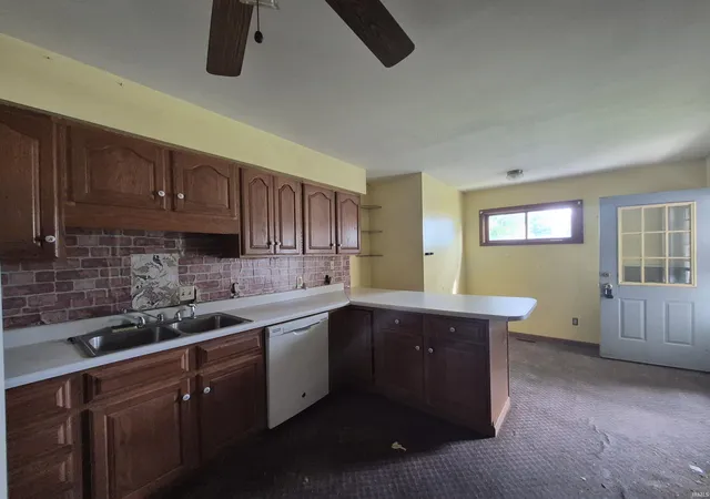4th image of 1206 Nicholas St, Vincennes, IN 47591 | MLS# 202625241