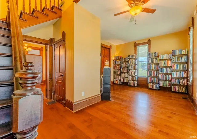 5th image of 305 Manchester Ave, Wabash, IN 46992 | MLS# 202625251