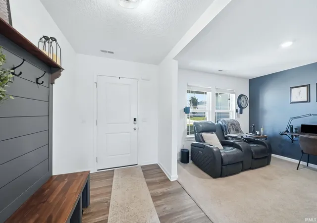 3rd image of 11671 Slade Ct, Fort Wayne, IN 46818 | MLS# 202625257