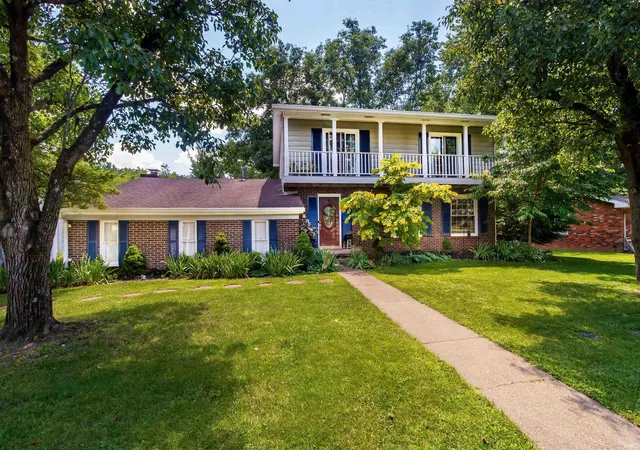 1st image of 406 Holly Hill Dr, Evansville, IN 47710 | MLS# 202625270