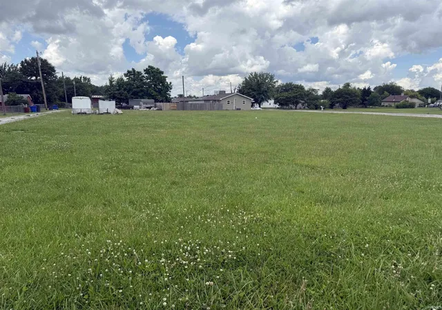 Photo 3 of Sale Pending at 1515 S 17th Street, Kokomo, IN 46902 | MLS# 202625271 | Listing updated on 2026-07-10