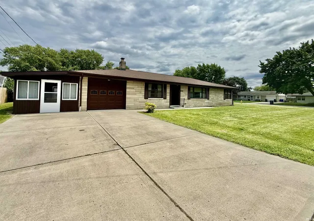 Photo 2 of Manufactured home for sale at 2504 Katherine Ave, Kokomo, IN 46902 | MLS# 202625286 | Listing updated on 2026-09-15