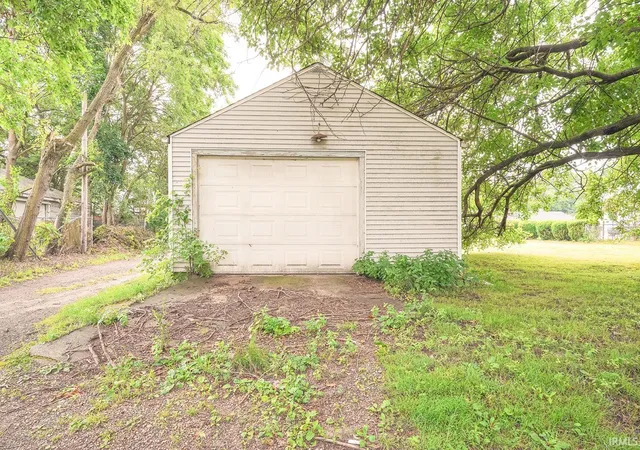 Homes for sale in South Bend, IN | 1418 N Elmer St, South Bend, IN 46628 | MLS# 202625291
