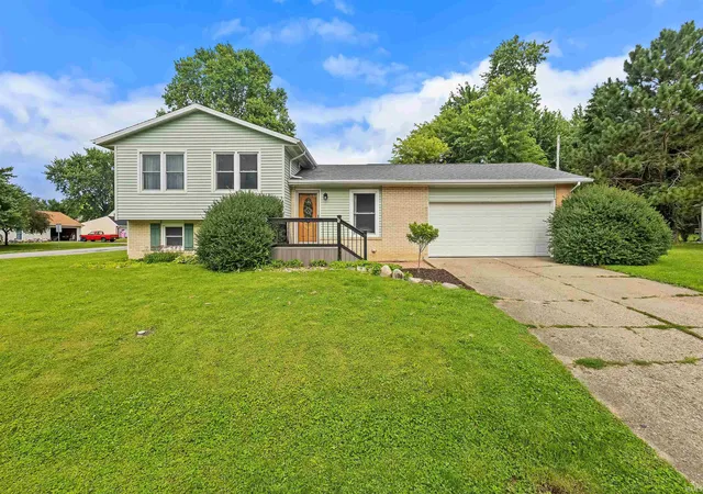 Photo 2 of Sale Pending at 4401 Prairie Dog Ln, Lafayette, IN 47909 | MLS# 202625305 | Listing updated on 2026-06-29