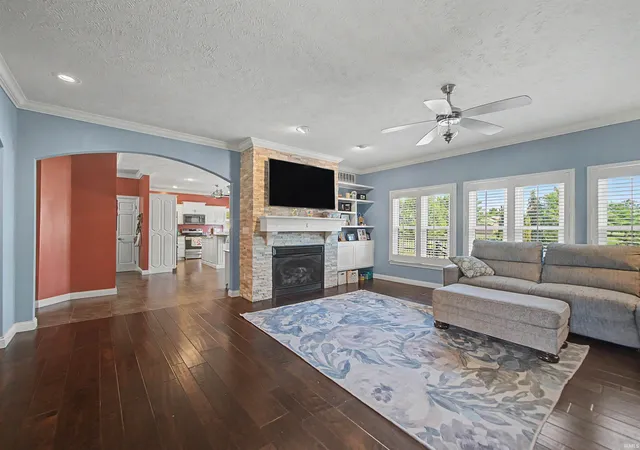 Photo 4 of Manufactured home for sale at 4389 W Brescher Dr, Jasper, IN 47546 | MLS# 202625320 | Listing updated on 2026-09-18