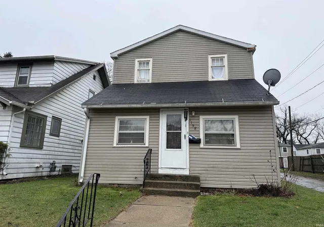 Homes for sale in South Bend, IN | 1158 E Indiana Ave, South Bend, IN 46613 | MLS# 202625377