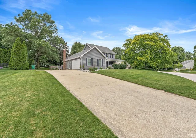 Photo 3 of Manufactured home for sale at 60955 Whispering Hills Dr, South Bend, IN 46614 | MLS# 202625384 | Listing updated on 2026-09-15