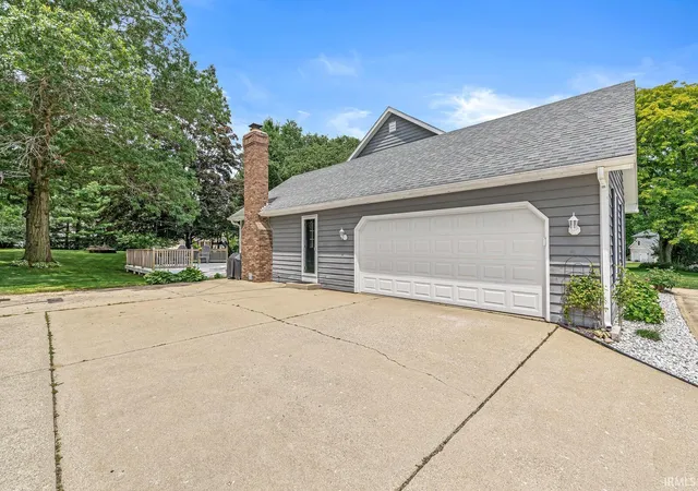 Photo 4 of Manufactured home for sale at 60955 Whispering Hills Dr, South Bend, IN 46614 | MLS# 202625384 | Listing updated on 2026-09-15