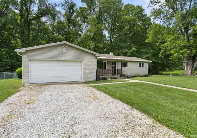Homes for sale in Delphi, IN | 3299 N 925 W, Delphi, IN 46923 | MLS# 202625387