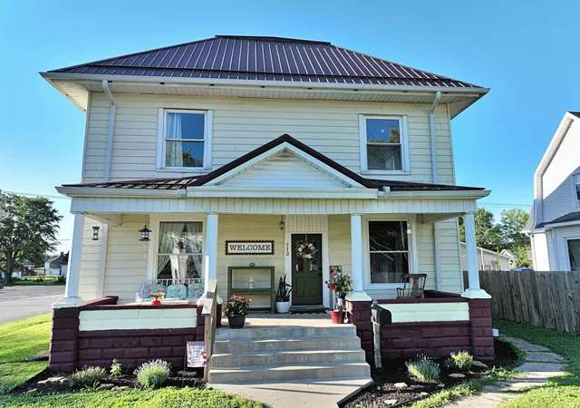 Photo 1 of Manufactured home for sale at 712 W Main St, Washington, IN 47501 | MLS# 202625406 | Listing updated on 2026-08-27
