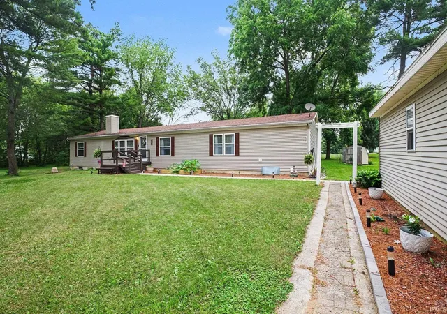 Photo 2 of Manufactured home for sale at 2656 E Evergreen Dr, Warsaw, IN 46582 | MLS# 202625410 | Listing updated on 2026-07-08
