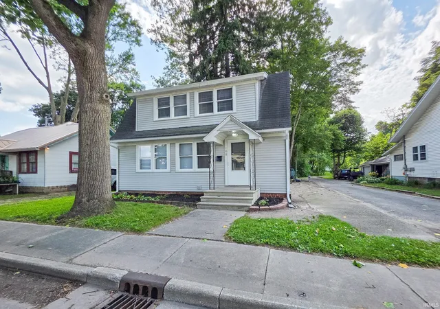 Homes for sale in Goshen, IN | 109 N Indiana Ave, Goshen, IN 46526 | MLS# 202625415