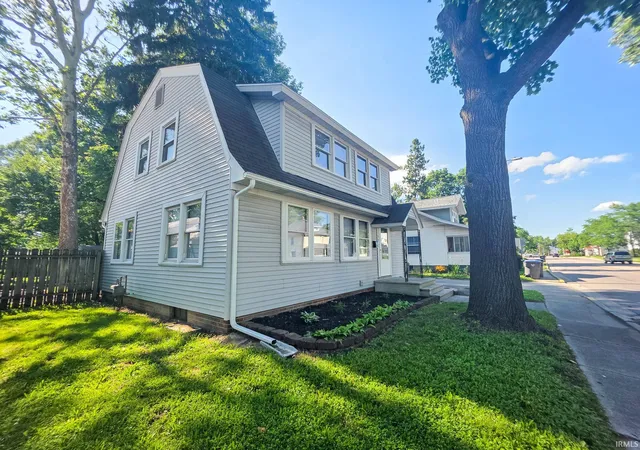 Photo 2 of Sale Pending at 109 N Indiana Ave, Goshen, IN 46526 | MLS# 202625415 | Listing updated on 2026-09-04