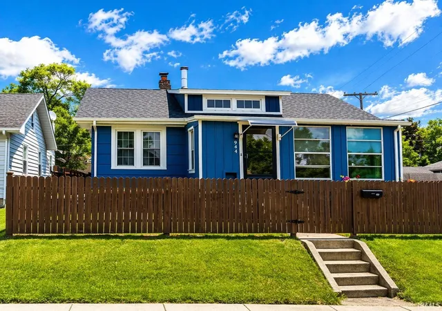 Photo 3 of Sale Pending at 944 Oakland St, South Bend, IN 46615 | MLS# 202625420 | Listing updated on 2026-07-08