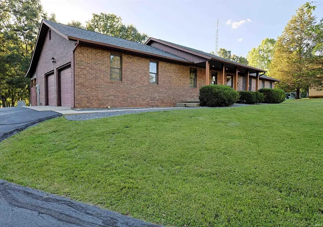 5th image of 2823 Avoca Eureka Rd, Bedford, IN 47421 | MLS# 202625424