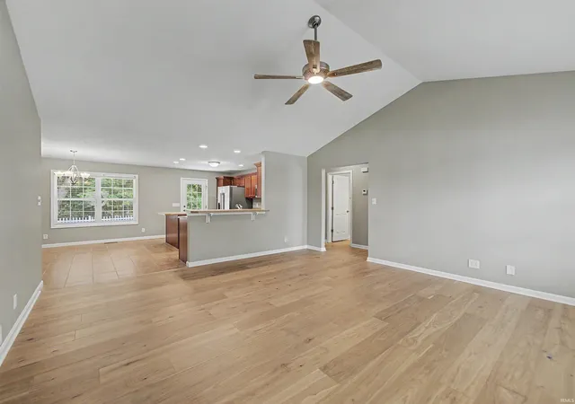 Photo 3 of Sale Pending at 3501 Crater Dr, Evansville, IN 47725 | MLS# 202625436 | Listing updated on 2026-07-01