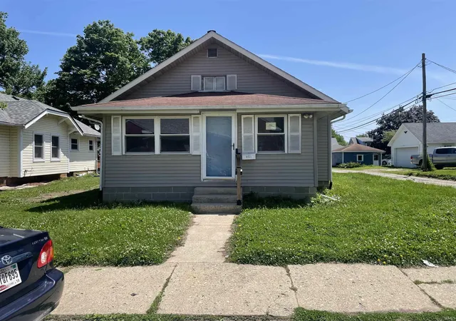 Homes for sale in Frankfort, IN | 951 N Harrison St, Frankfort, IN 46041 | MLS# 202625437