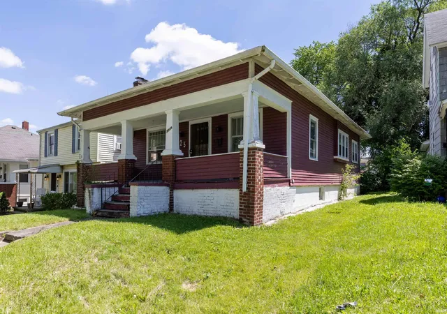 Photo 2 of Manufactured home for sale at 3525 S Harrison St, Fort Wayne, IN 46807 | MLS# 202625452 | Listing updated on 2026-07-17