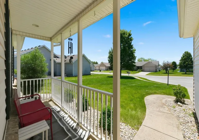 Photo 4 of Sale Pending at 1075 Granary Ct, Bluffton, IN 46714 | MLS# 202625453 | Listing updated on 2026-06-29