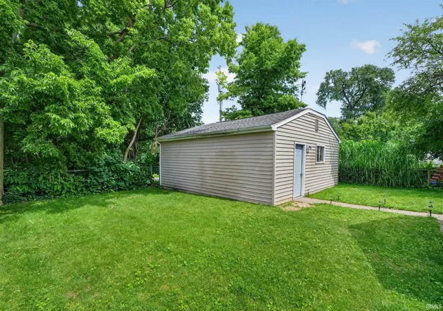 4th image of 2518 Erskine Blvd, South Bend, IN 46614 | MLS# 202625471
