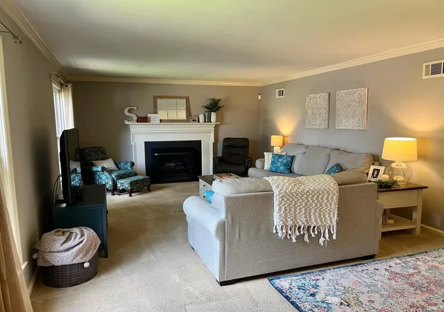 Photo 3 of Manufactured home for sale at 2015 E Gum St, Evansville, IN 47714 | MLS# 202625475 | Listing updated on 2026-09-05