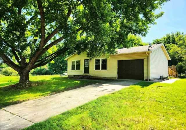 Photo 1 of Manufactured home for sale at 404 Aspen Ct, Warsaw, IN 46580 | MLS# 202625478 | Listing updated on 2026-07-10