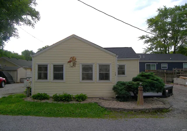 Homes for sale in Warsaw, IN | 16 Ems B57 Ln, Warsaw, IN 46582 | MLS# 202625479