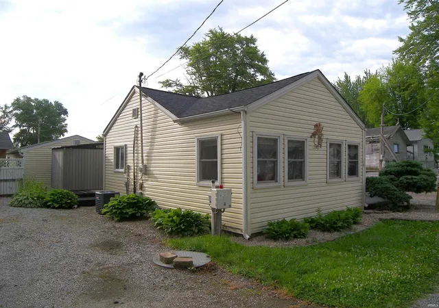 Homes for sale in Warsaw, IN | 16 Ems B57 Ln, Warsaw, IN 46582 | MLS# 202625479
