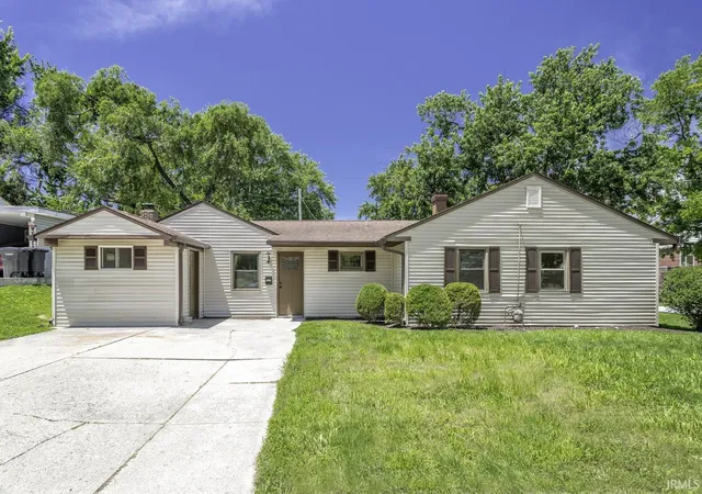 1st image of 3300 Longlois Dr, Lafayette, IN 47904 | MLS# 202625485