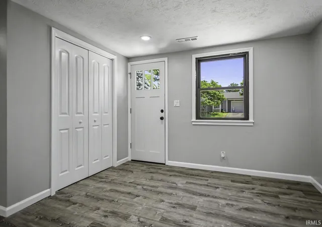 4th image of 3300 Longlois Dr, Lafayette, IN 47904 | MLS# 202625485