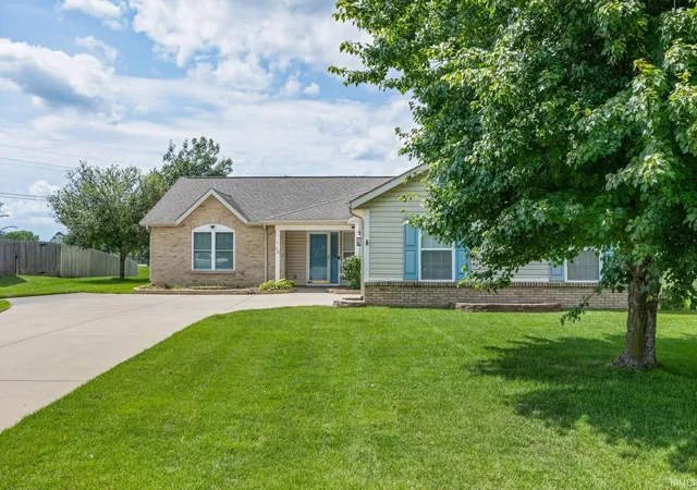 2nd image of 34 Kingfisher Cir, Lafayette, IN 47909 | MLS# 202625487