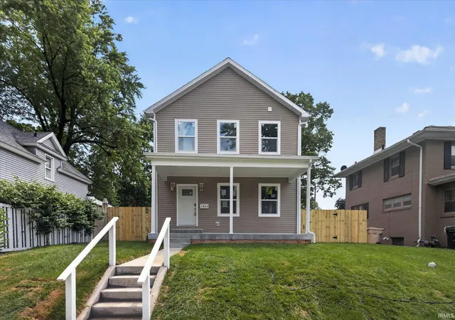Photo 1 of Manufactured home for sale at 1026 Clover St, South Bend, IN 46615 | MLS# 202625488 | Listing updated on 2026-07-31